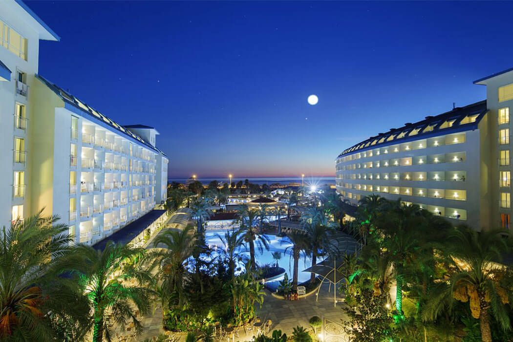 Crystal Admiral Resort - obiekt