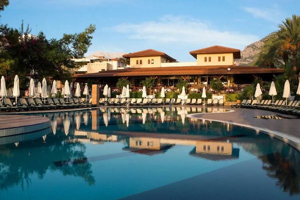 Crystal Aura Beach Resort