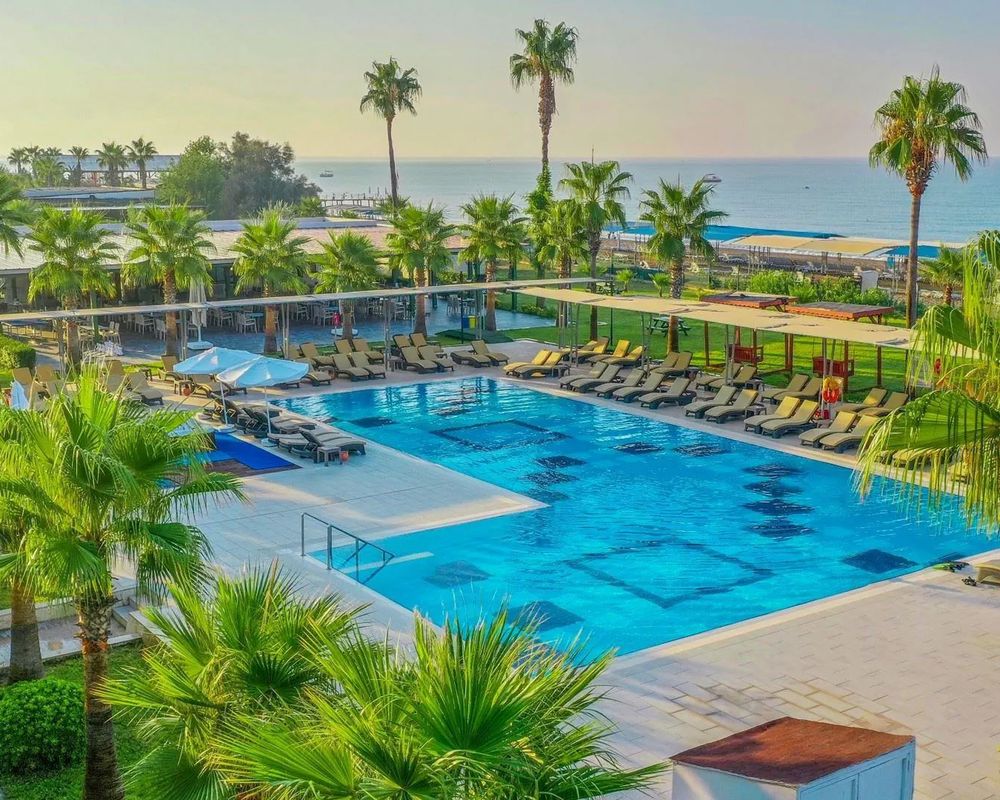 Crystal Boutique Beach Resort