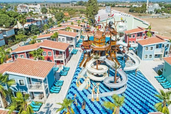 Crystal Club World of Colours