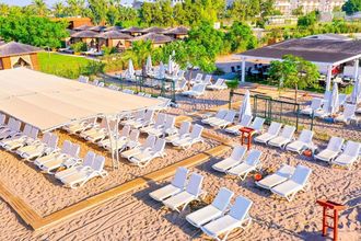 Crystal Club World of Colours