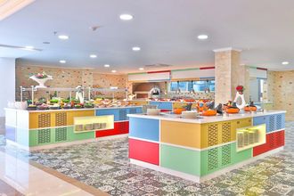 Crystal Club World of Colours