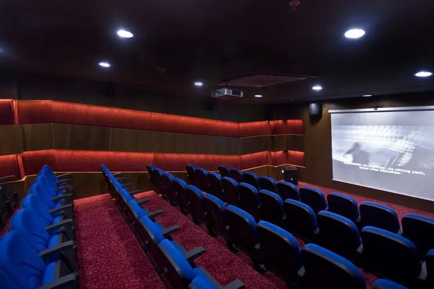 Crystal De Luxe - rozrywka