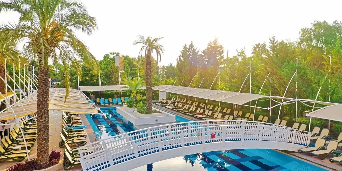 Turcja na 7 dni w grudniu: 5⋆ hotel od 2 349 zł