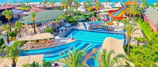 Crystal Family Resort