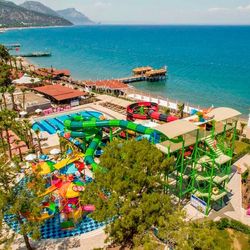 Crystal Flora Beach Resort