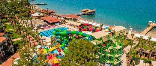 Crystal Flora Beach Resort