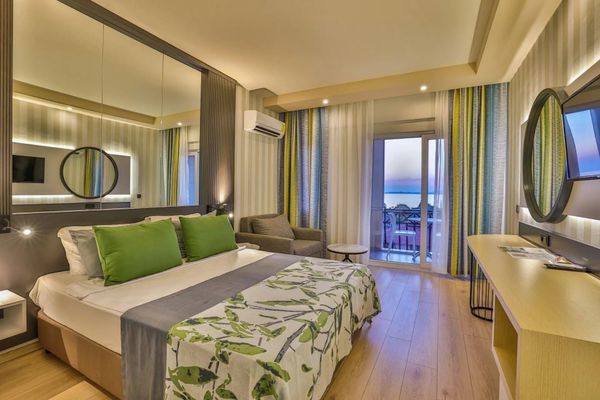 Eos Beach Resort