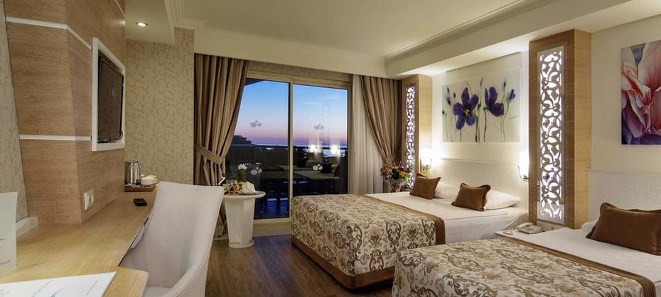 Crystal Sunset Pearl Collection (ex Crystal Sunset Luxury Resort)