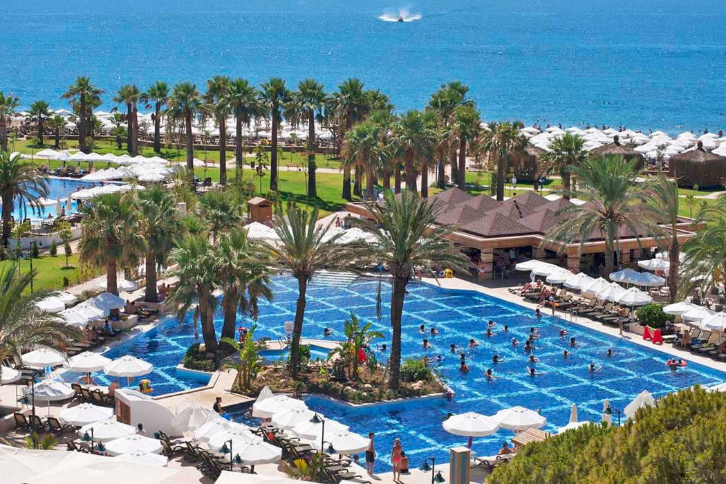 Crystal Tat Beach - obiekt