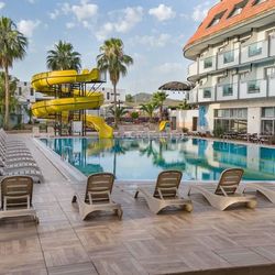 Dedeman Kemer Resort