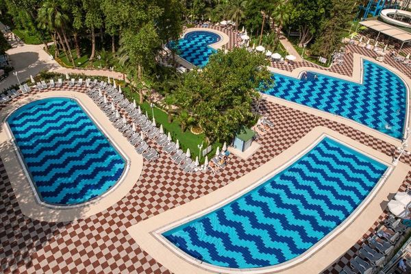 Delphin Botanik (Alanya)
