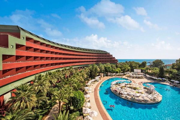 Delphin Deluxe Resort