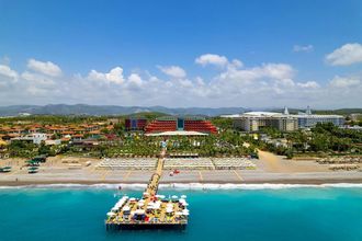 Delphin Deluxe Resort