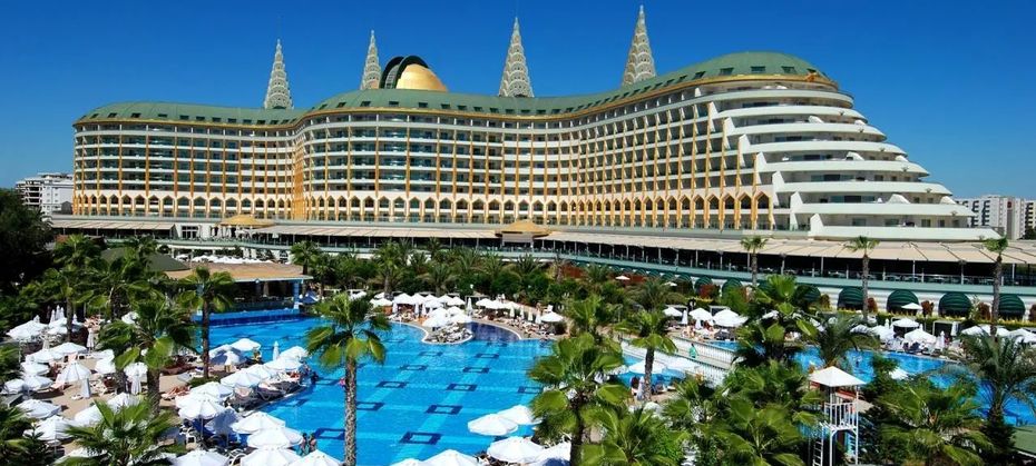 Delphin Imperial Lara