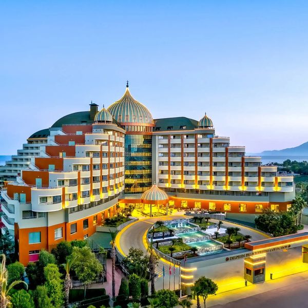 Delphin Palace