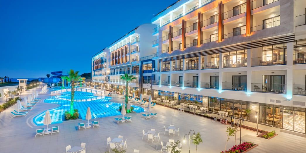 Turcja na 7 dni w kwietniu: 5⋆ hotel od 3 333 zł