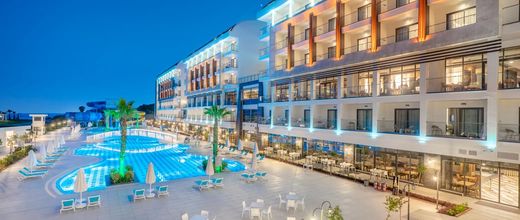 Diamond De Luxe ( Colakli)