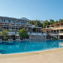 DoubleTree by Hilton Bodrum Isil Club