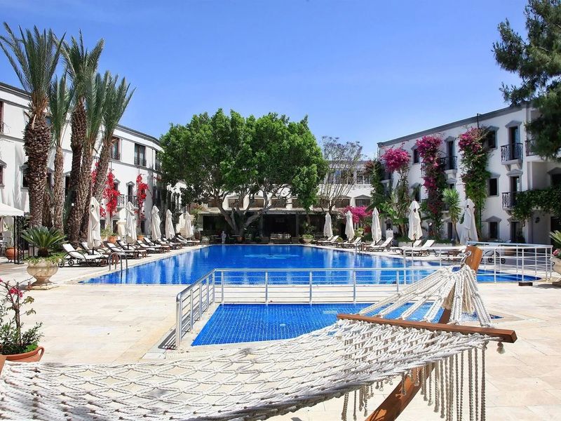 DoubleTree by Hilton Marina Vista (ex. Marina Vista Bodrum)