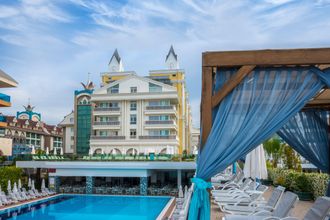 Dream World Resort Spa Side