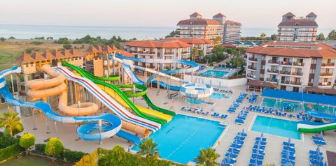 obiekt, teren hotelu, basen, aquapark