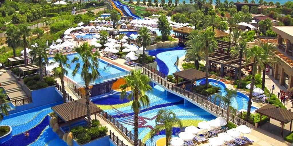 Turcja na 7 dni w grudniu: 5⋆ hotel od 3 227 zł