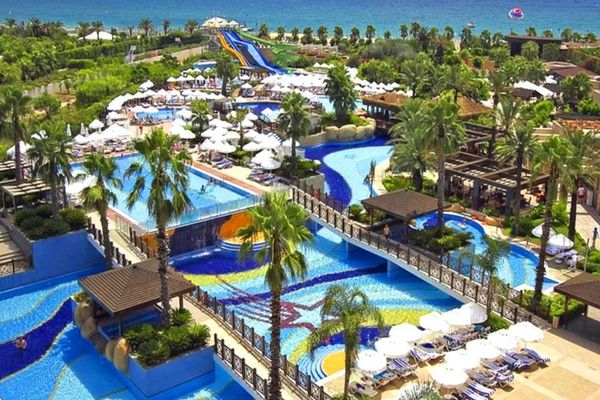 Fame Residence Lara Antalya