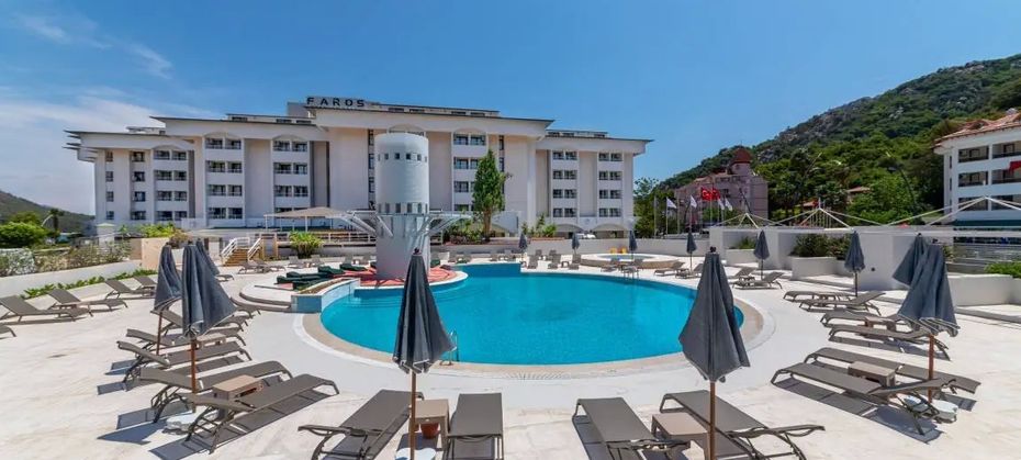 Faros Premium Beach
