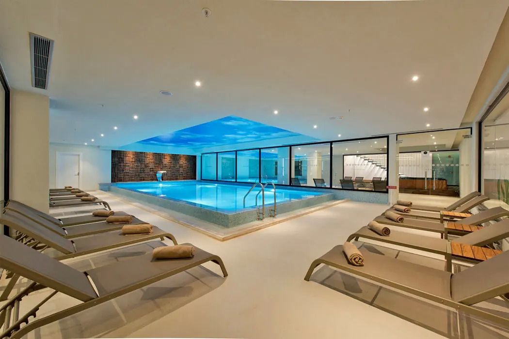 Flora Garden Ephesus - basen