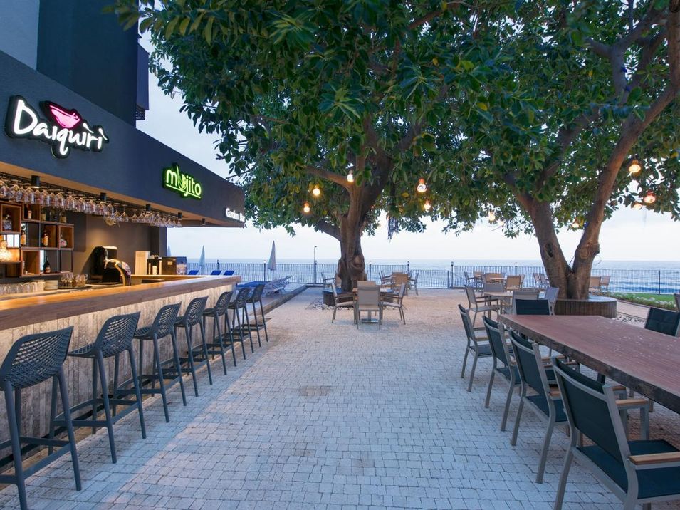 drink bar