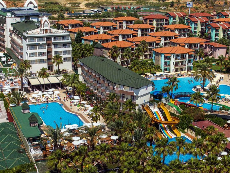 obiekt, teren hotelu