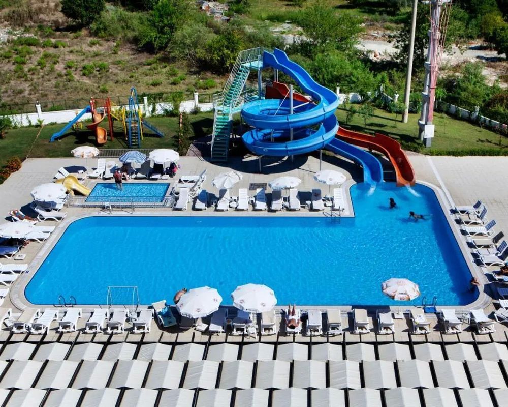 Garden Park (ex. Larissa Garden)