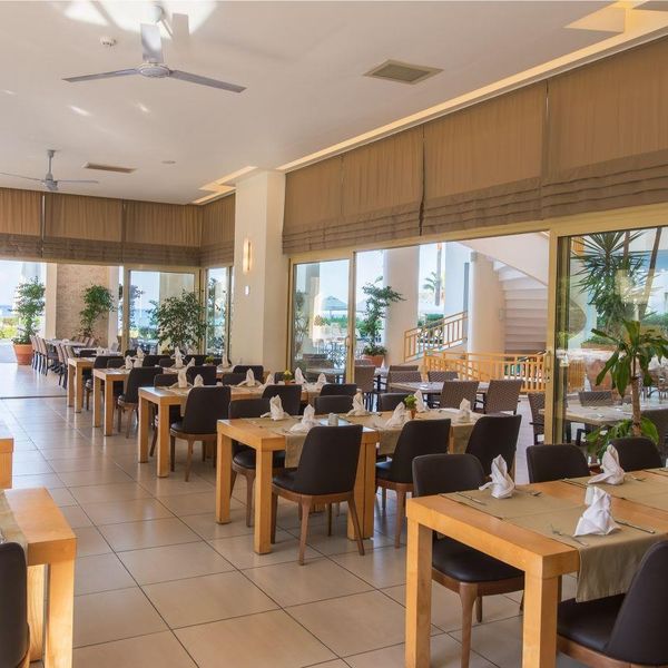 Golden Lotus Kemer