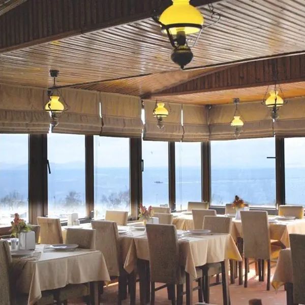 Grand Liza