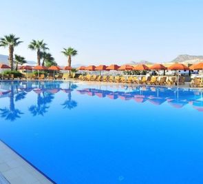 Green Beach Resort