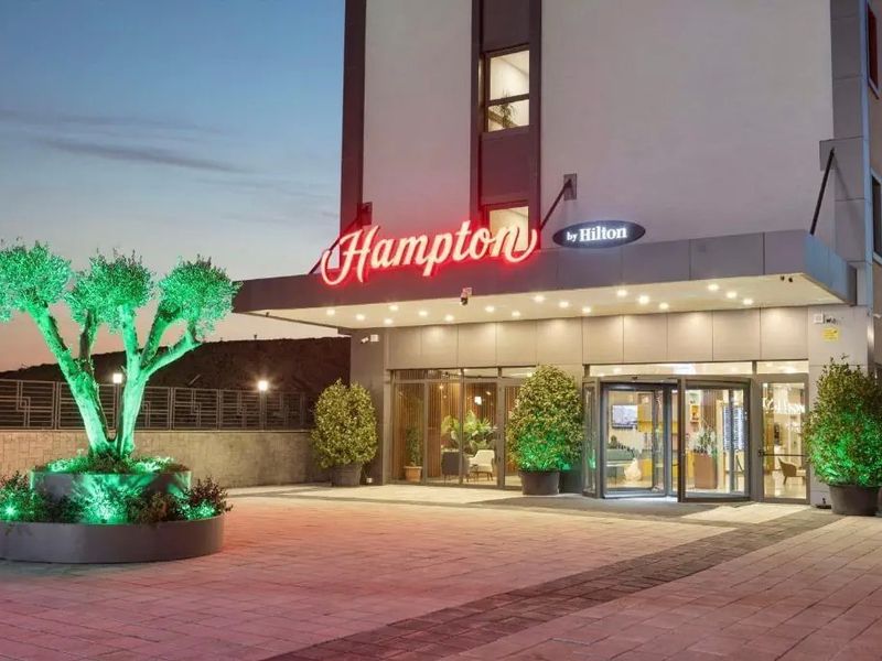 Hampton by Hilton Istanbul Arnavutkoy