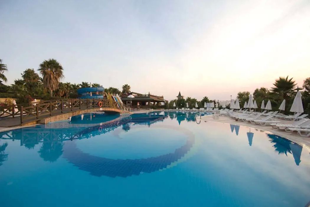Holiday Garden Resort (Okurcalar) - basen