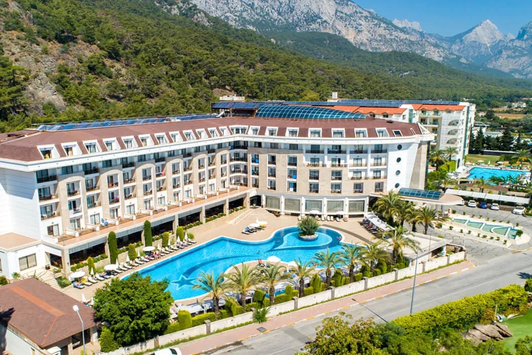 Imperial Sunland Resort & Spa
