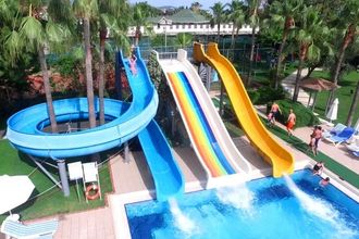Insula Resort