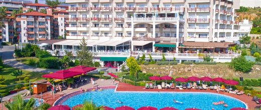 Justiniano Deluxe Resort