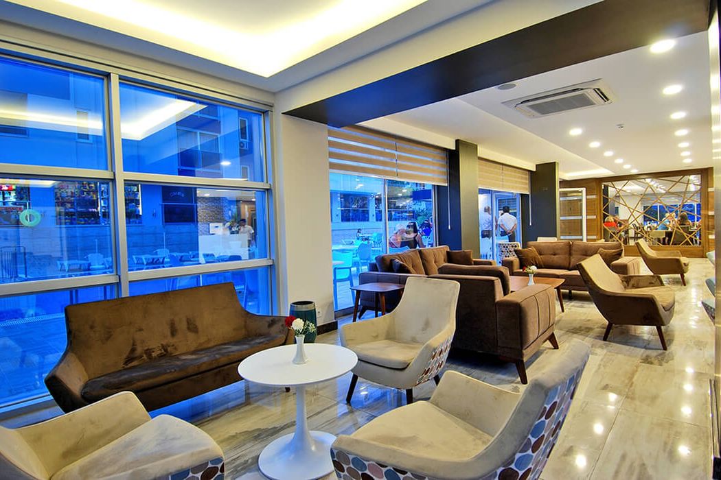 Kleopatra Ramira - recepcja / lobby