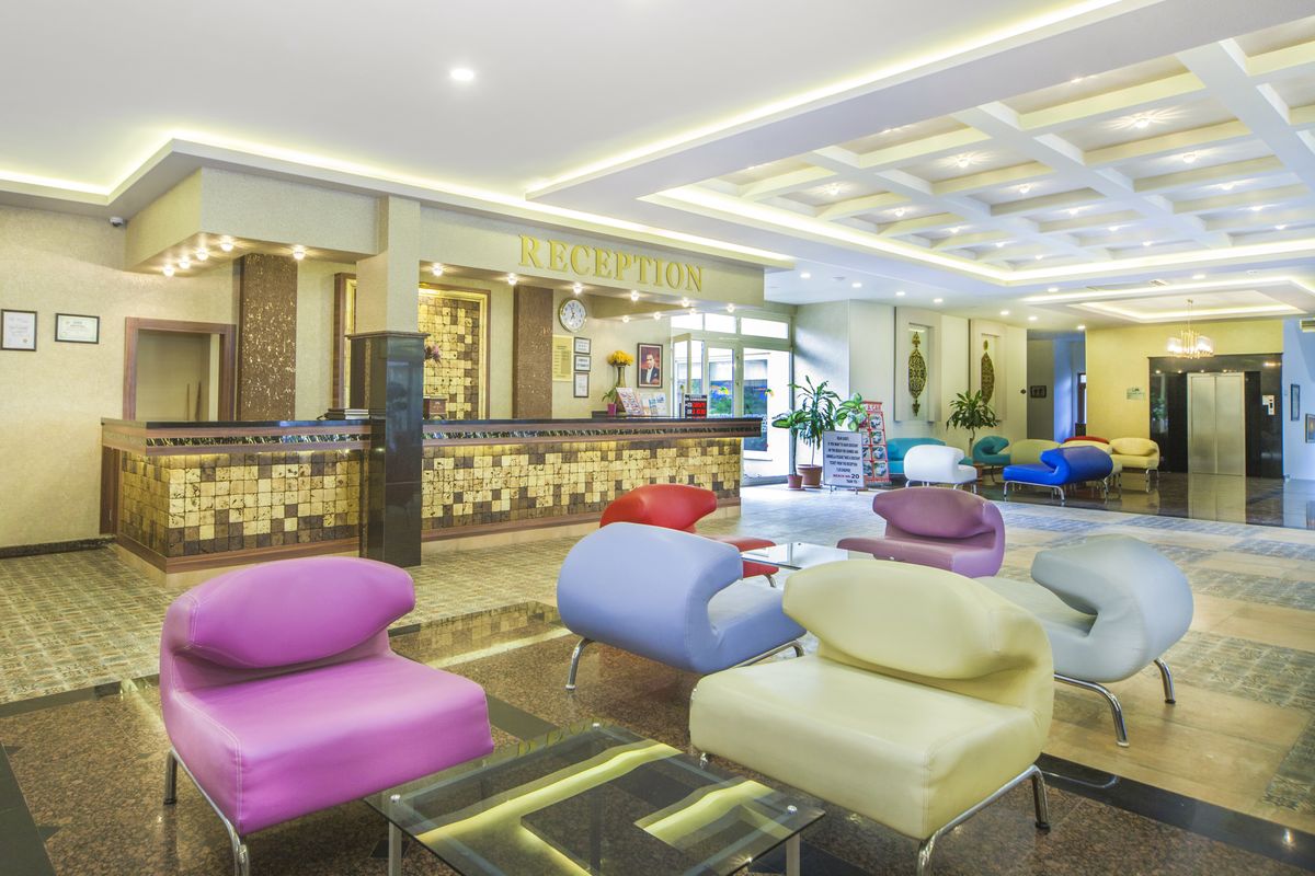 Kleopatra Royal Palm - recepcja / lobby