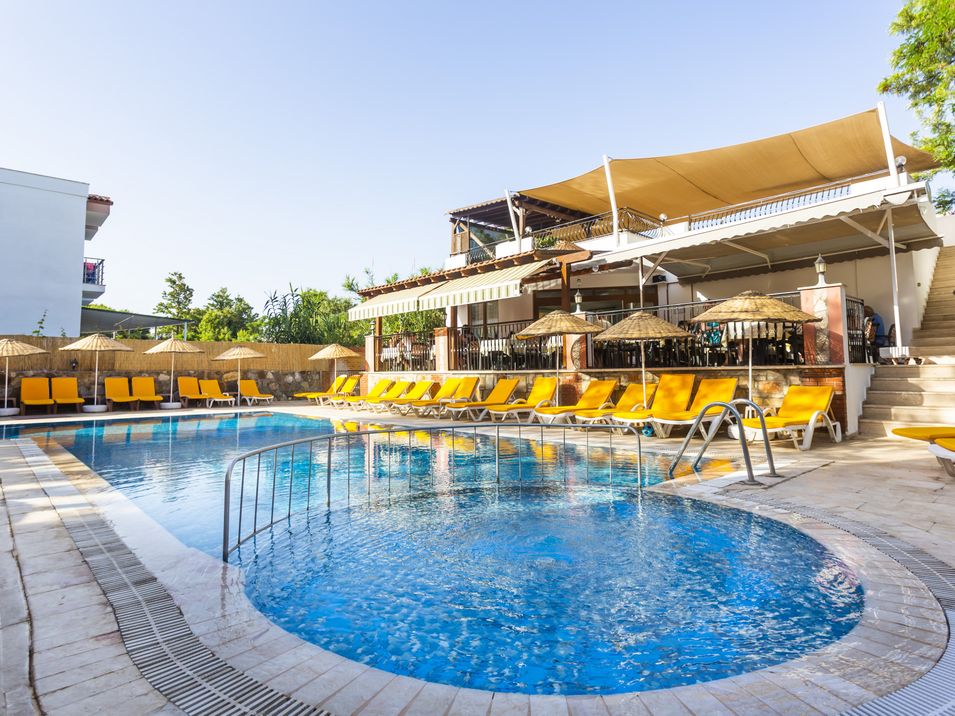 teren hotelu, basen