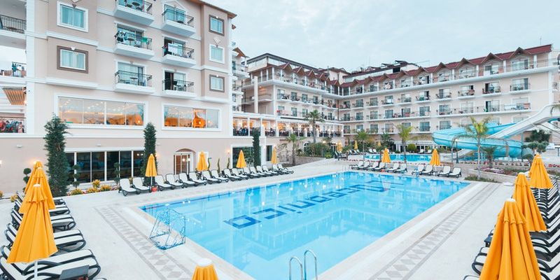 Turcja na 7 dni w maju: 5⋆ hotel od 1 800 zł (aktualizacja ceny)