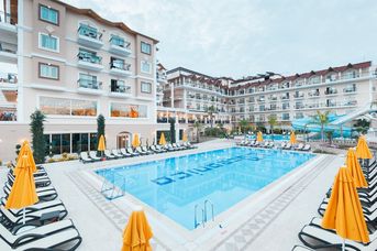L' Oceanica Beach Resort