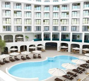 Lalila Blue Suites