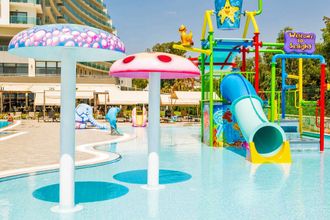 Liberty Kusadasi ex Seven Seas Sealight Elite