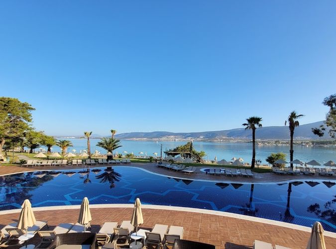 Long Beach Club Nature