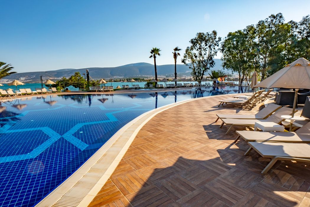 Long Beach Club Nature - basen